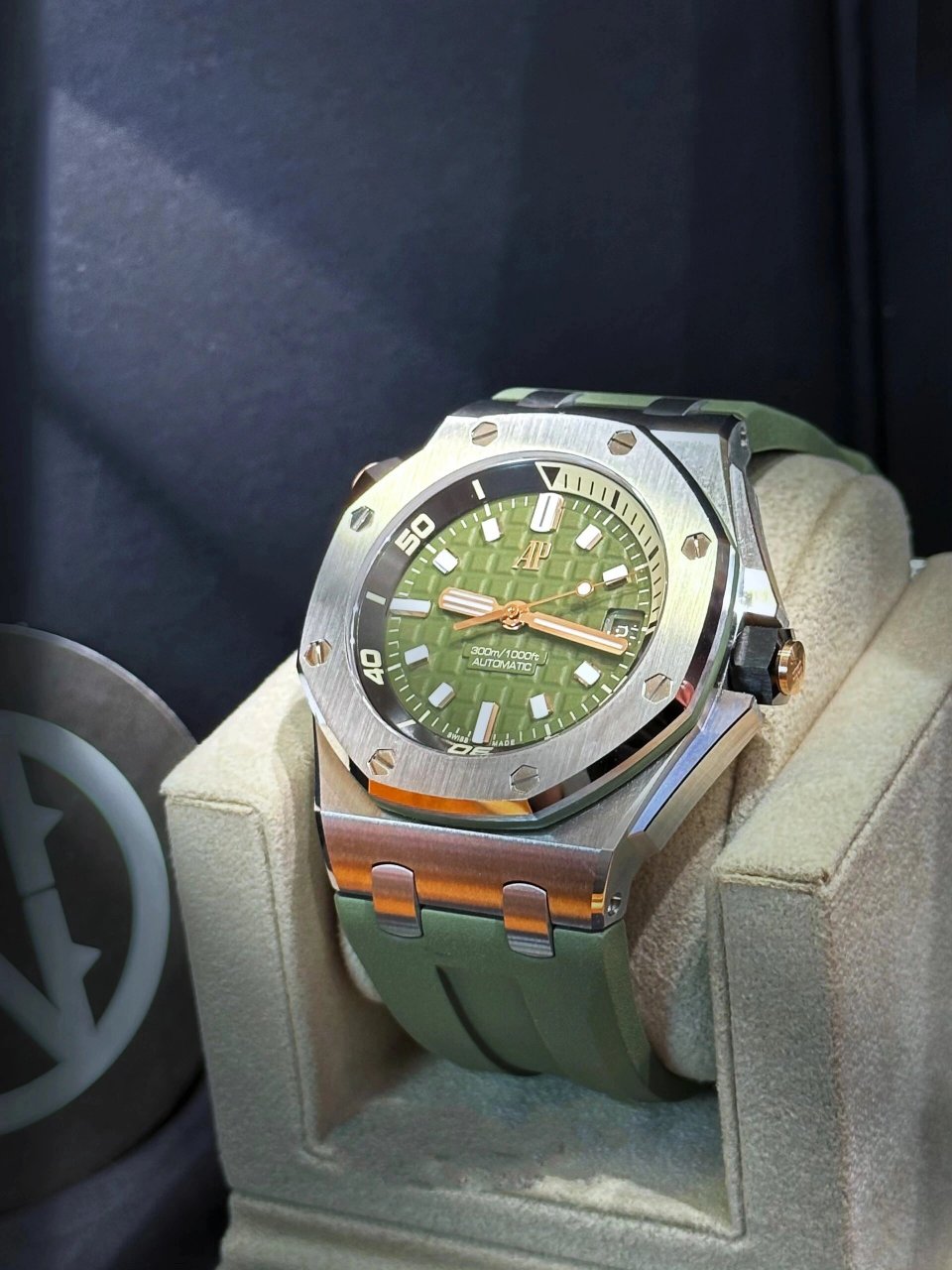 澳门买表 | 新款爱彼05牛油果ap15720st 6015新推出的皇家橡树