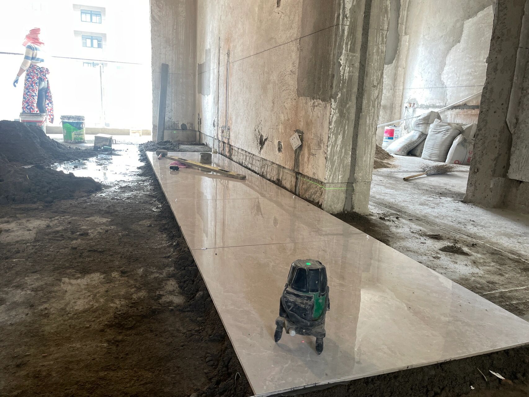 欧神诺爱琴灰瓷砖 贴瓷砖啦!