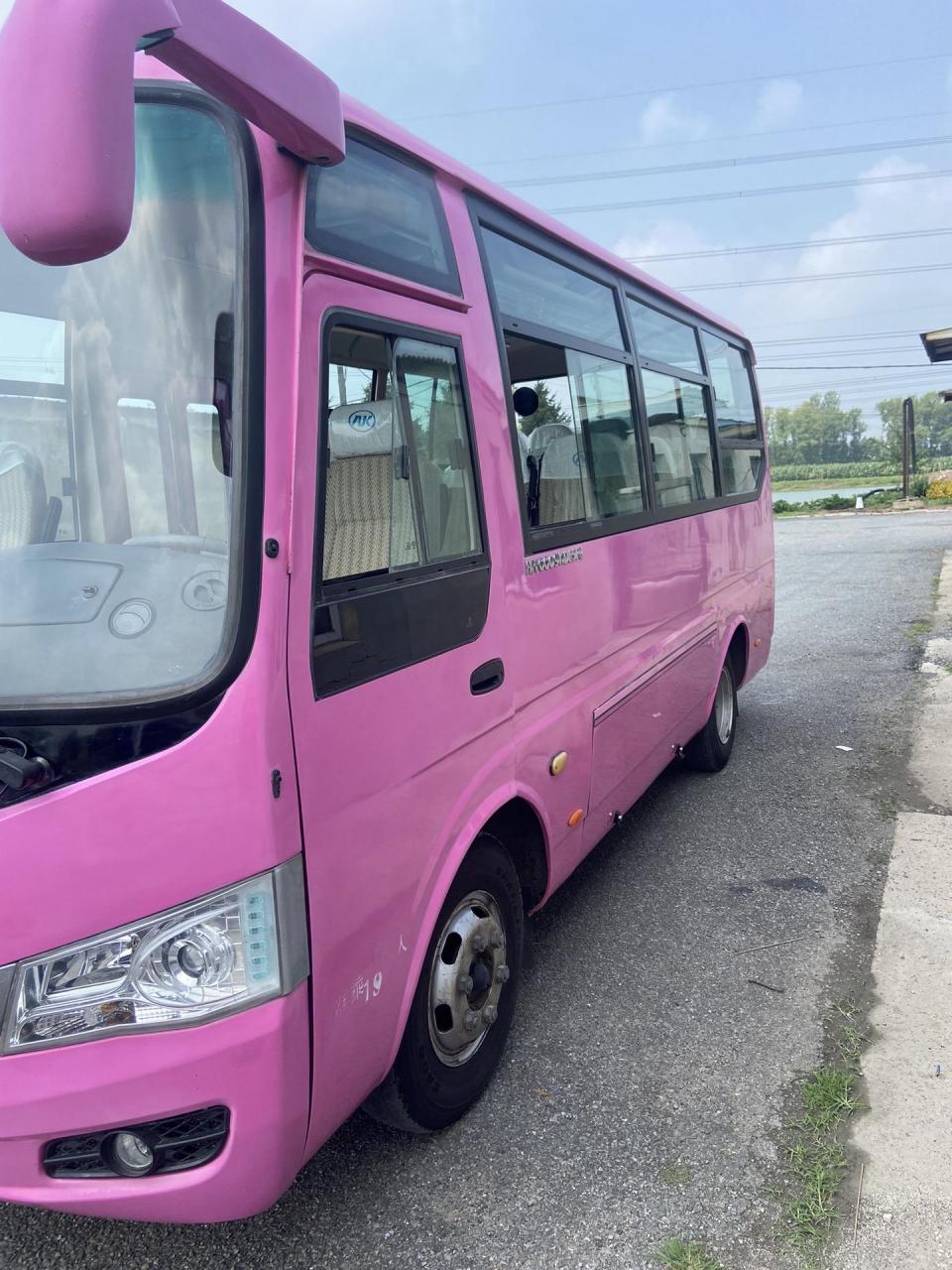 19座安凯客车中型非营运国五玉柴4 f 115 一50电喷发动机前夹片刹车