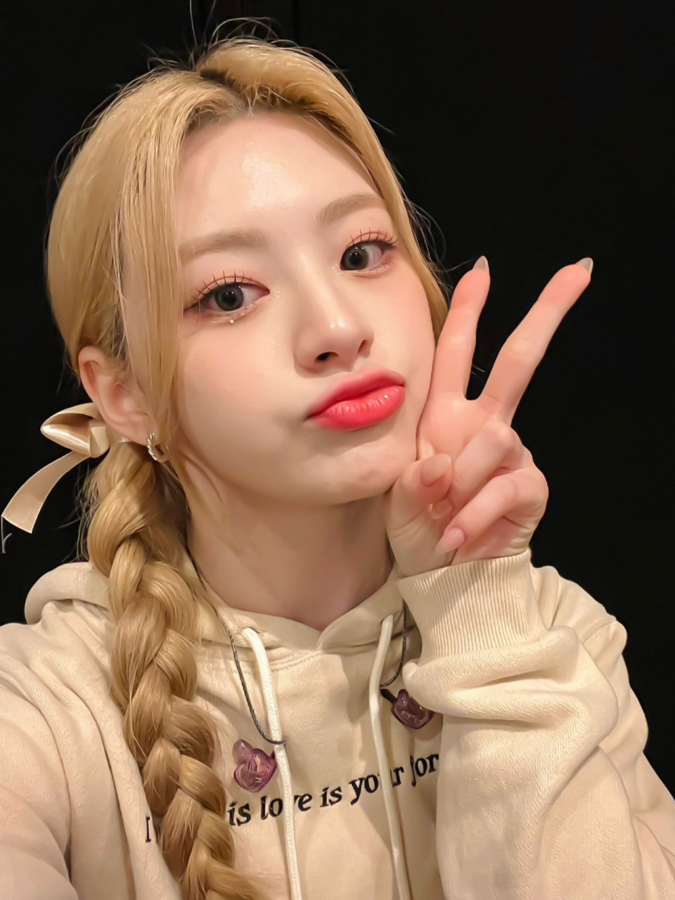 kpop# #女团# #尹势银# #自拍# #头像