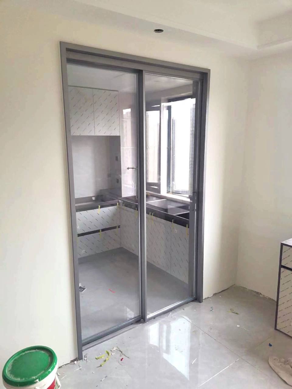 厨房枪灰色极窄推拉门也太好看了吧!