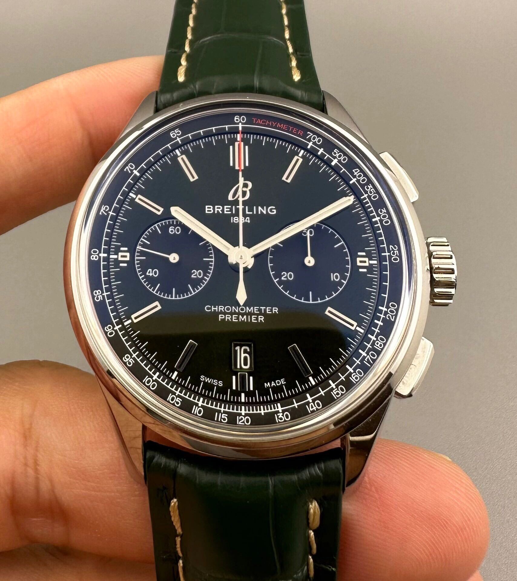 百年灵宾利系列ab0118a男士手表