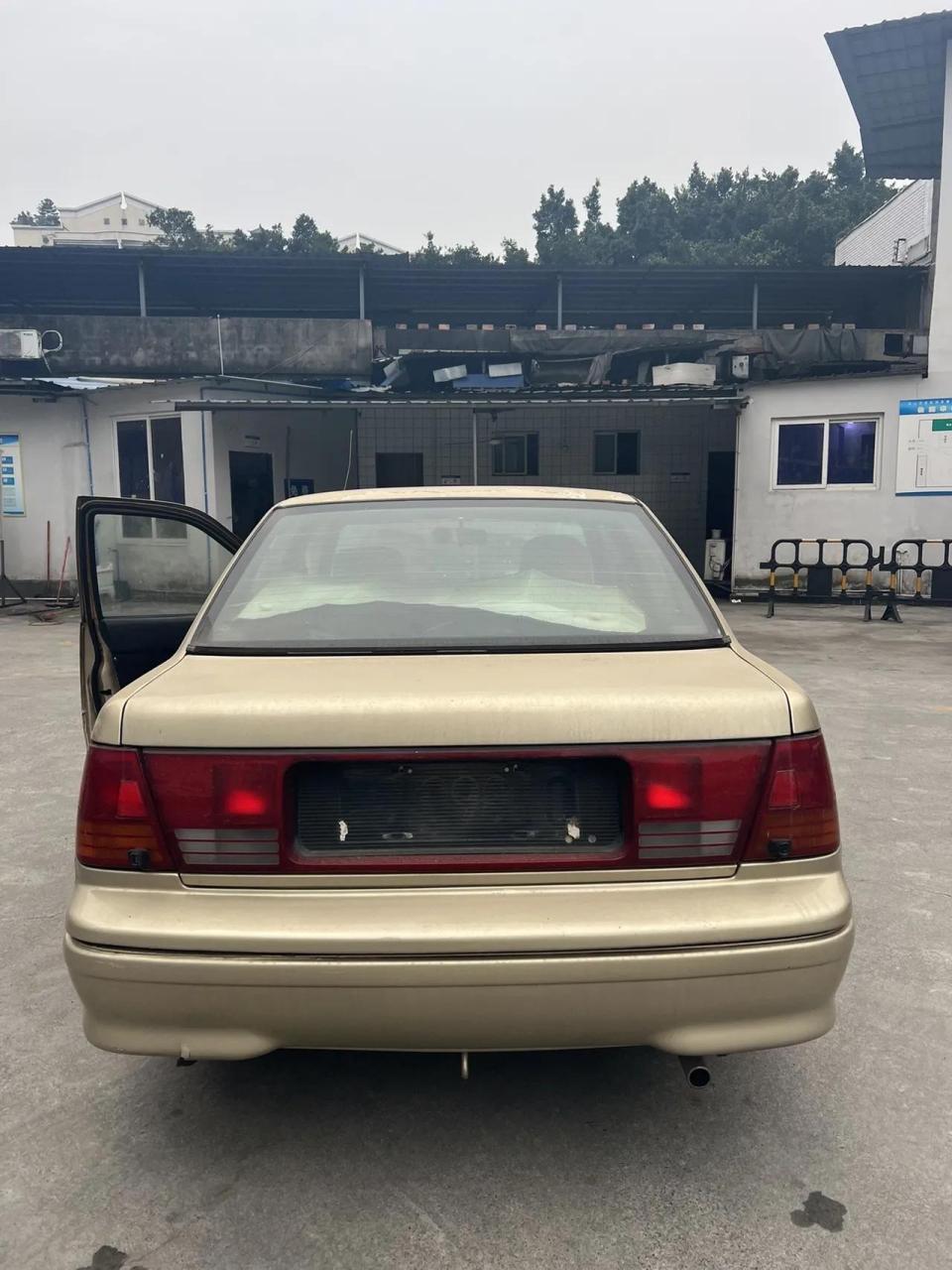 2000年的羚羊世纪星 sc7101.