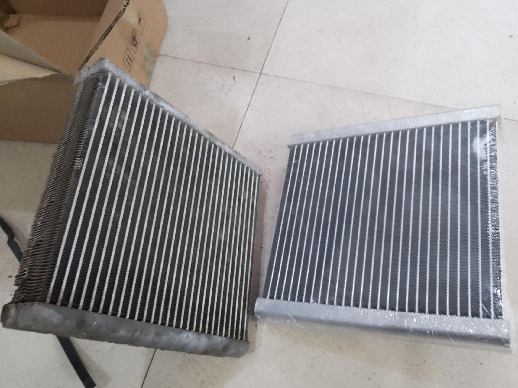 别克威朗蒸发箱更换.