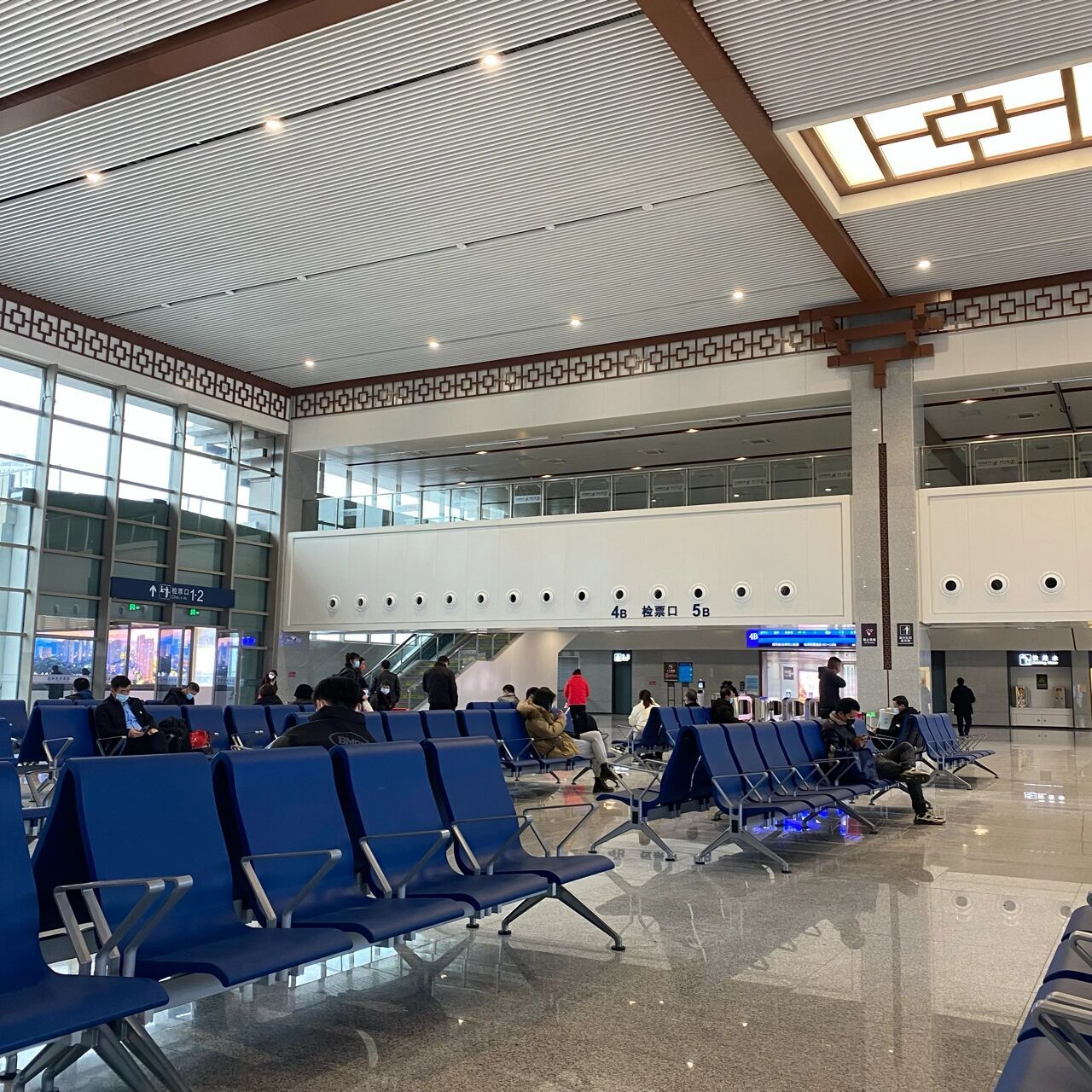 温岭火车:赶高铁的小伙伴别走错了 小伙伴们,咱就是说温岭站新站台弄