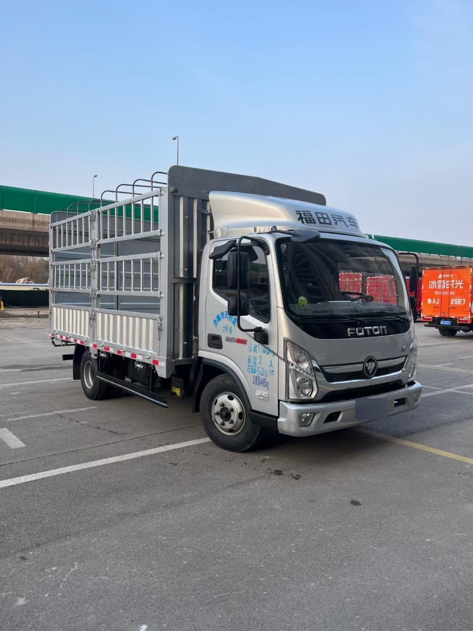 转让2022年8月福田奥铃捷运大宽体高栏!4.2米长2.45米宽大箱内径!