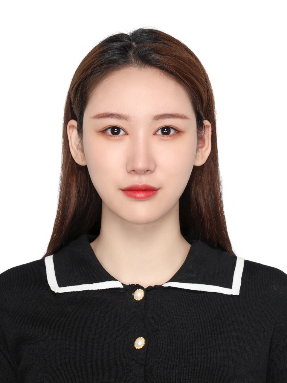 最美证件照 挑一件喜欢的衣裳  16615化妆:选择了淡妆稍重一点的