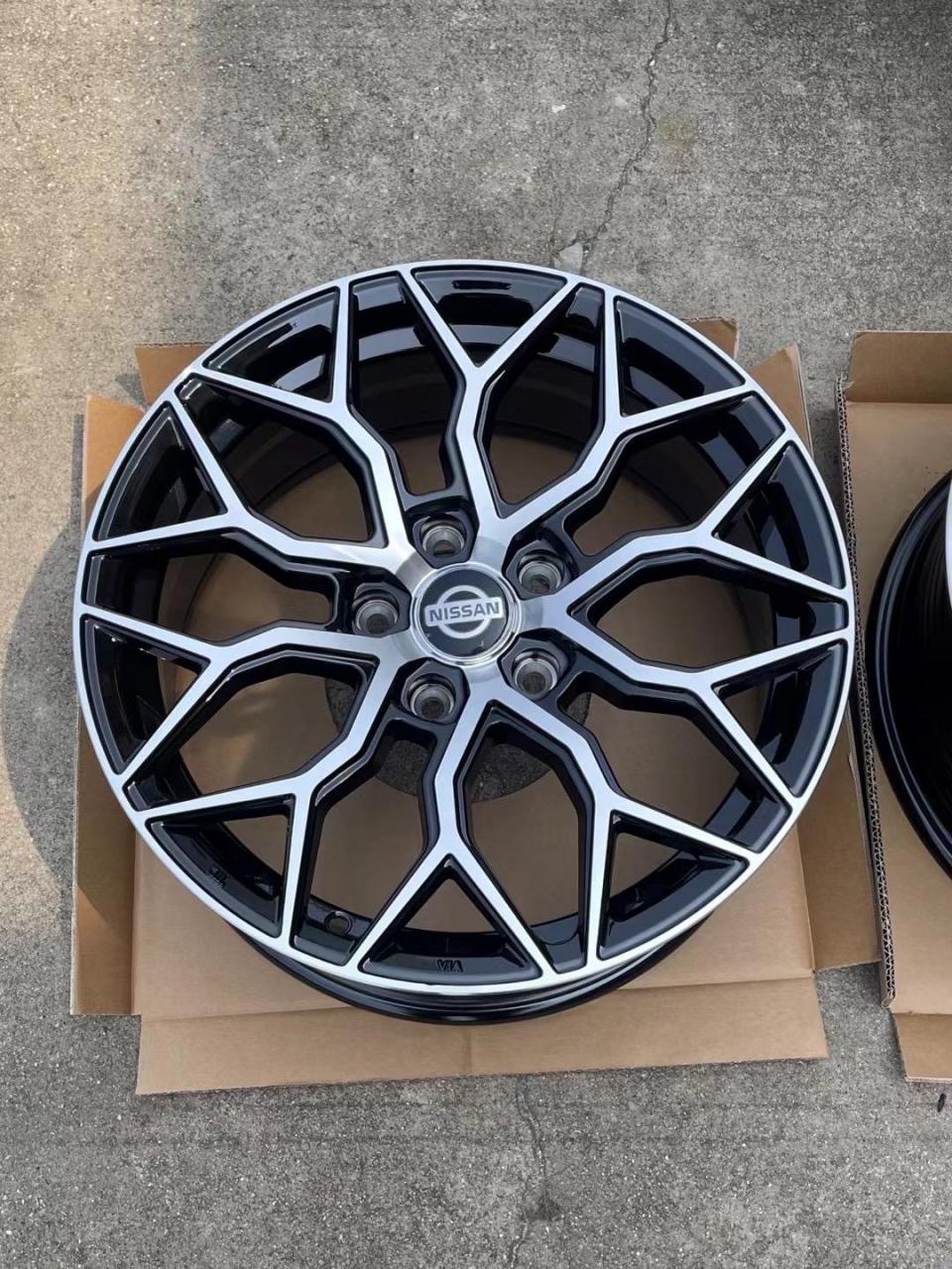 日产天籁改装 旋压轮毂