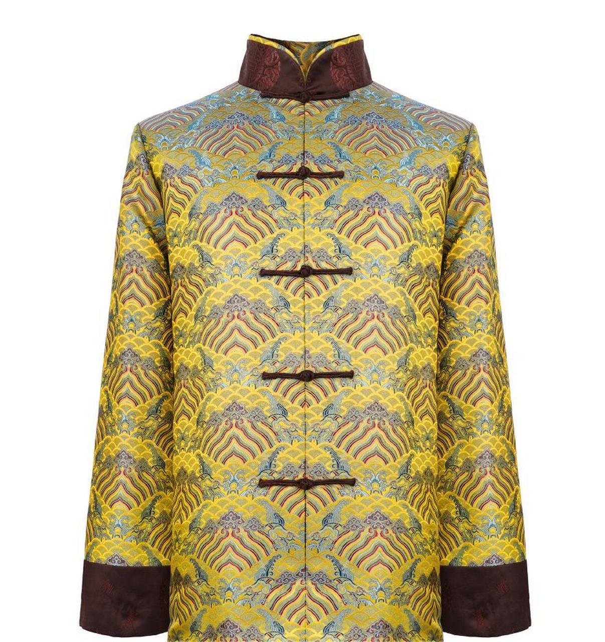 唐装款式是寿衣样式中运用相对普遍的一种风格,唐装寿衣多适用于牧滗