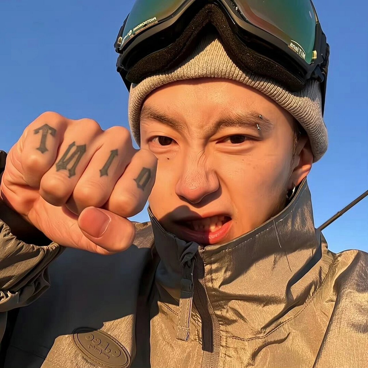 值得长期不换的男生头像 一眼就能从人海中找到你