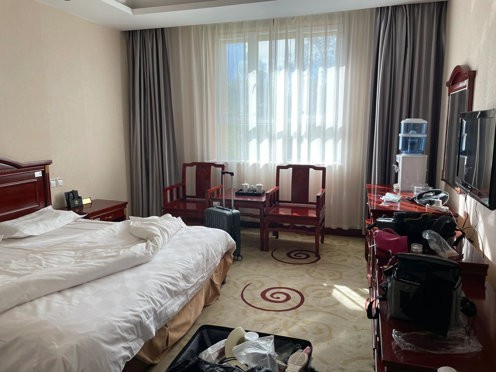 夏塔温泉酒店 夏塔景区内温泉酒店,大床房条件如图.