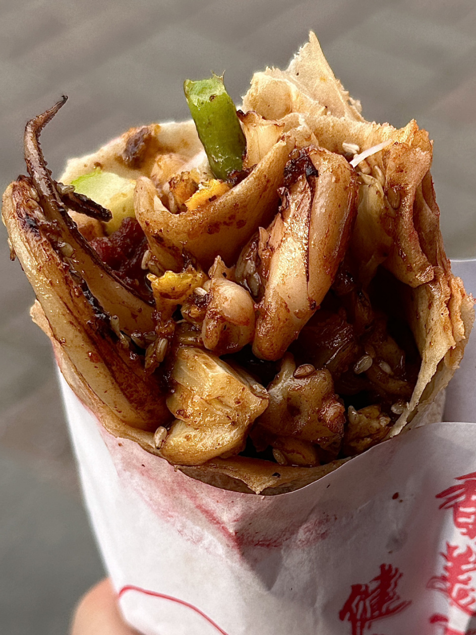 每次去学生广场都会吃的鱿鱼卷饼!