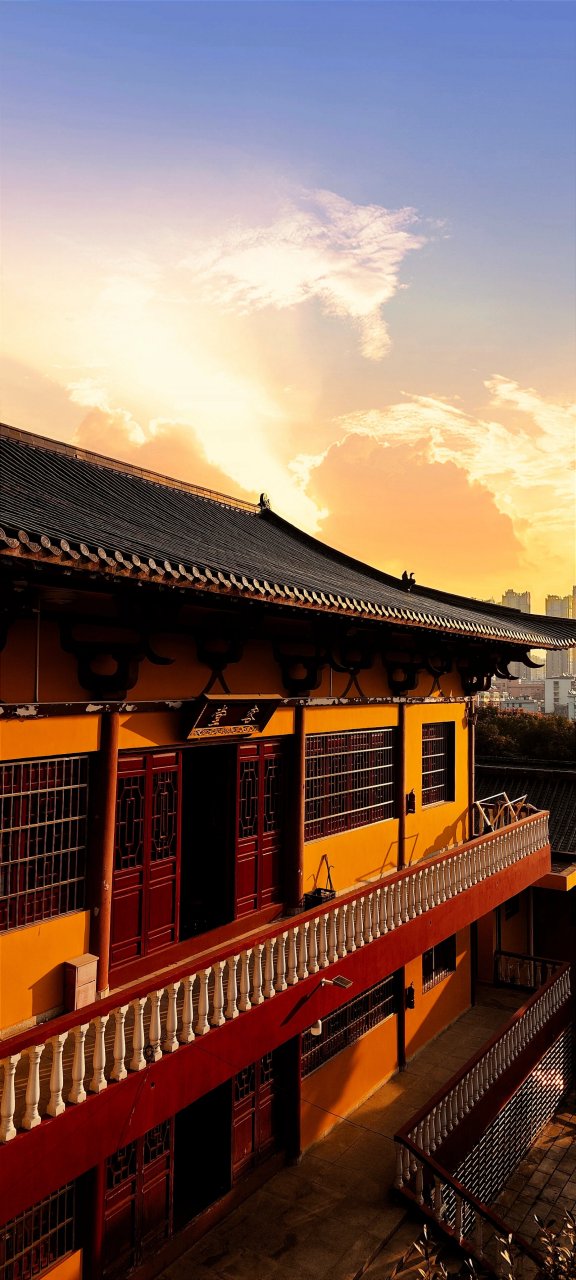 灵泉寺 早观灵泉寺,离长江最近的寺院,坐落于鄂州西山