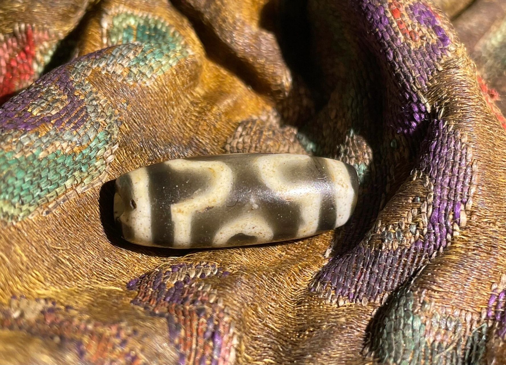 清代官造特殊两眼料器天珠 特别罕见,老的,特殊两眼,看皮壳就行,新的