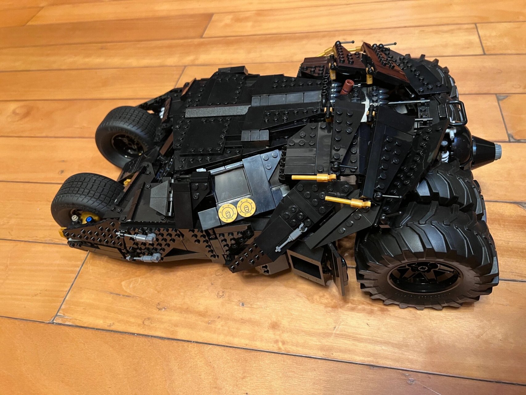 乐高76140蝙蝠战车拼搭分享 断断续续拼了好几天,终于把乐高76240蝙蝠