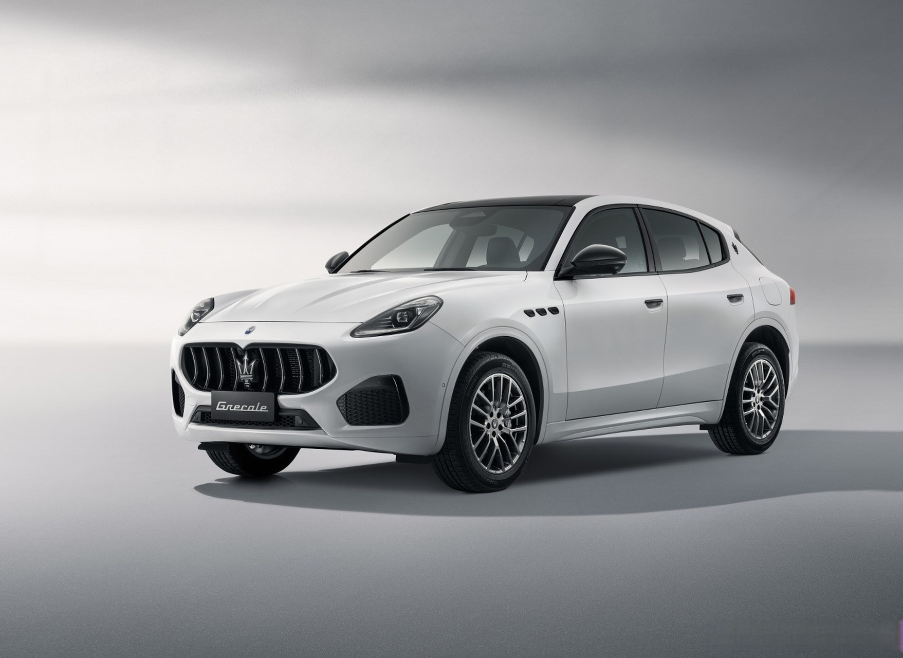 0t发动机,并配备48v轻混系统,最大功率为300马力