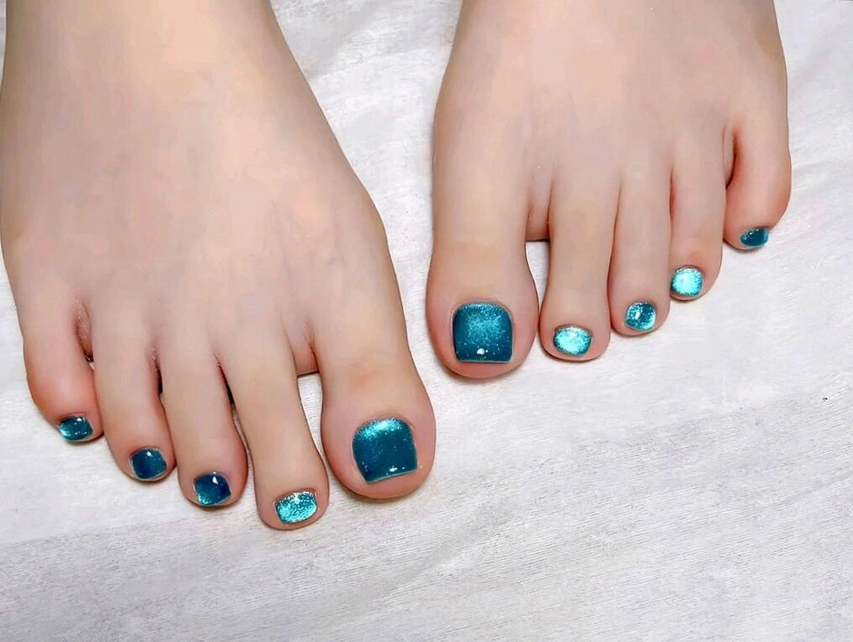 2023新款脚趾甲美甲 来呀～ 脚趾甲也不是只能涂单色～ 花样玩起来