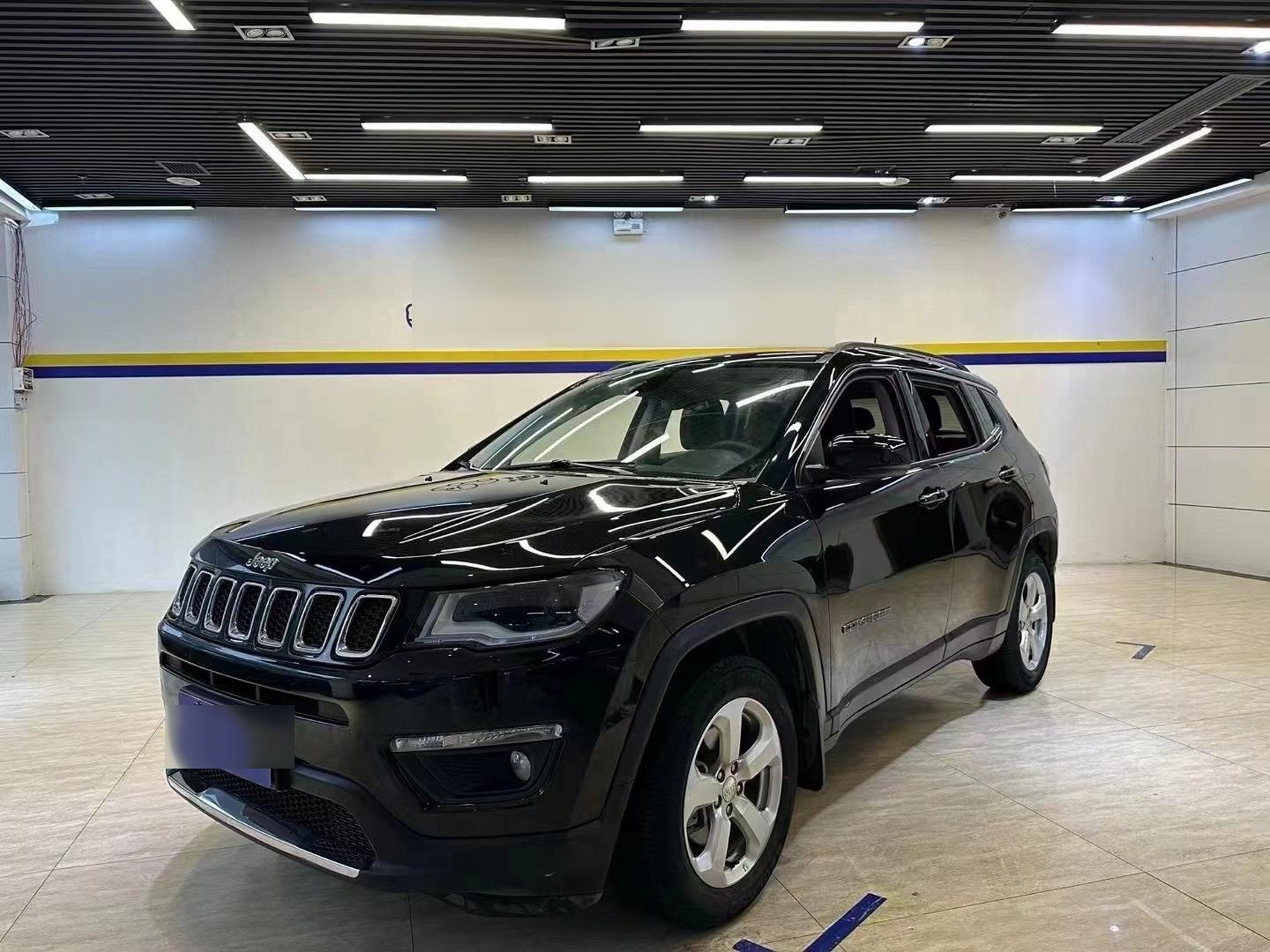 pjeep指南者 2017款 200t 家享版,2017年上牌 3.