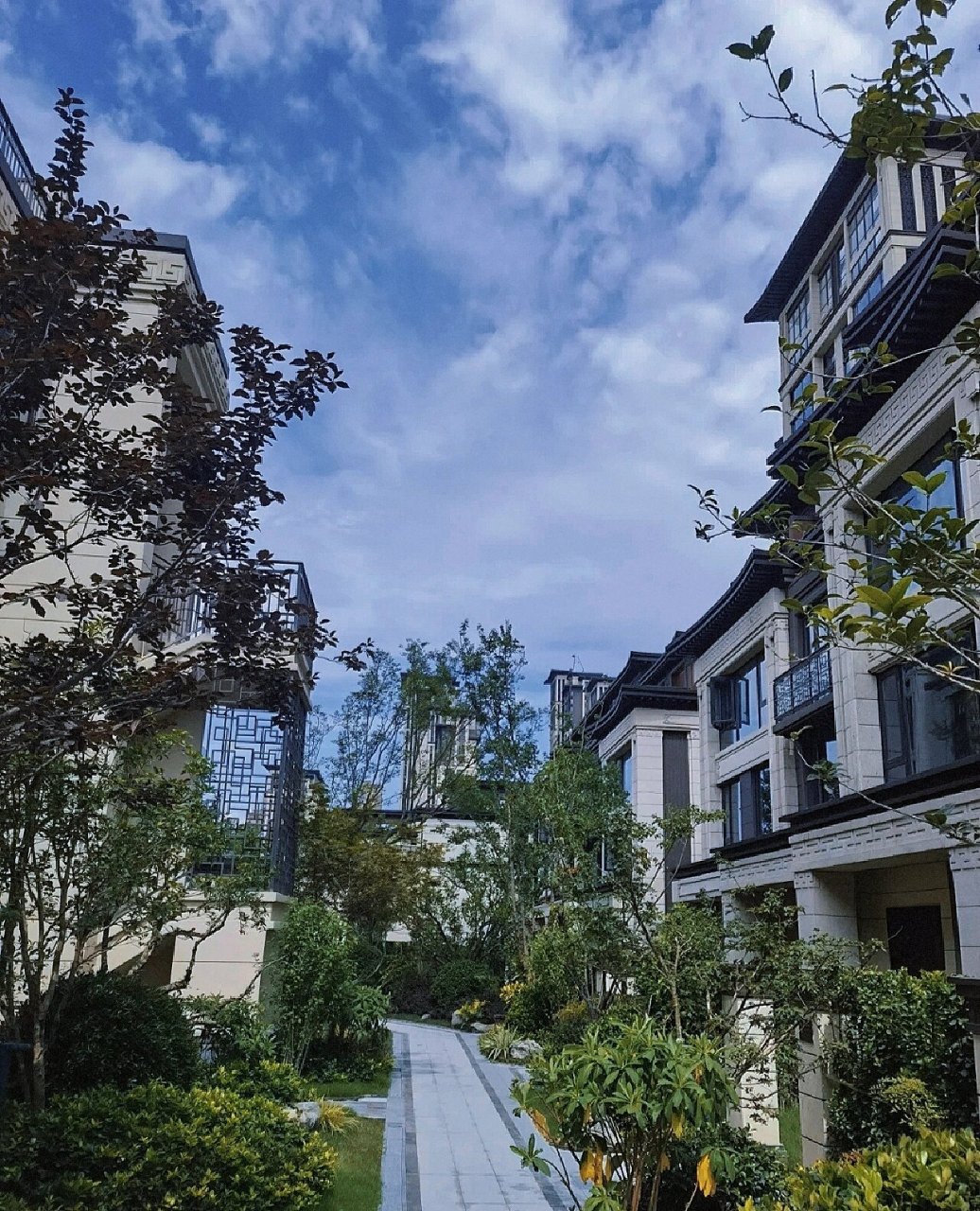 合肥买房,包河区最美小区 合肥龙川路边上的小区,旁边就是中海央墅