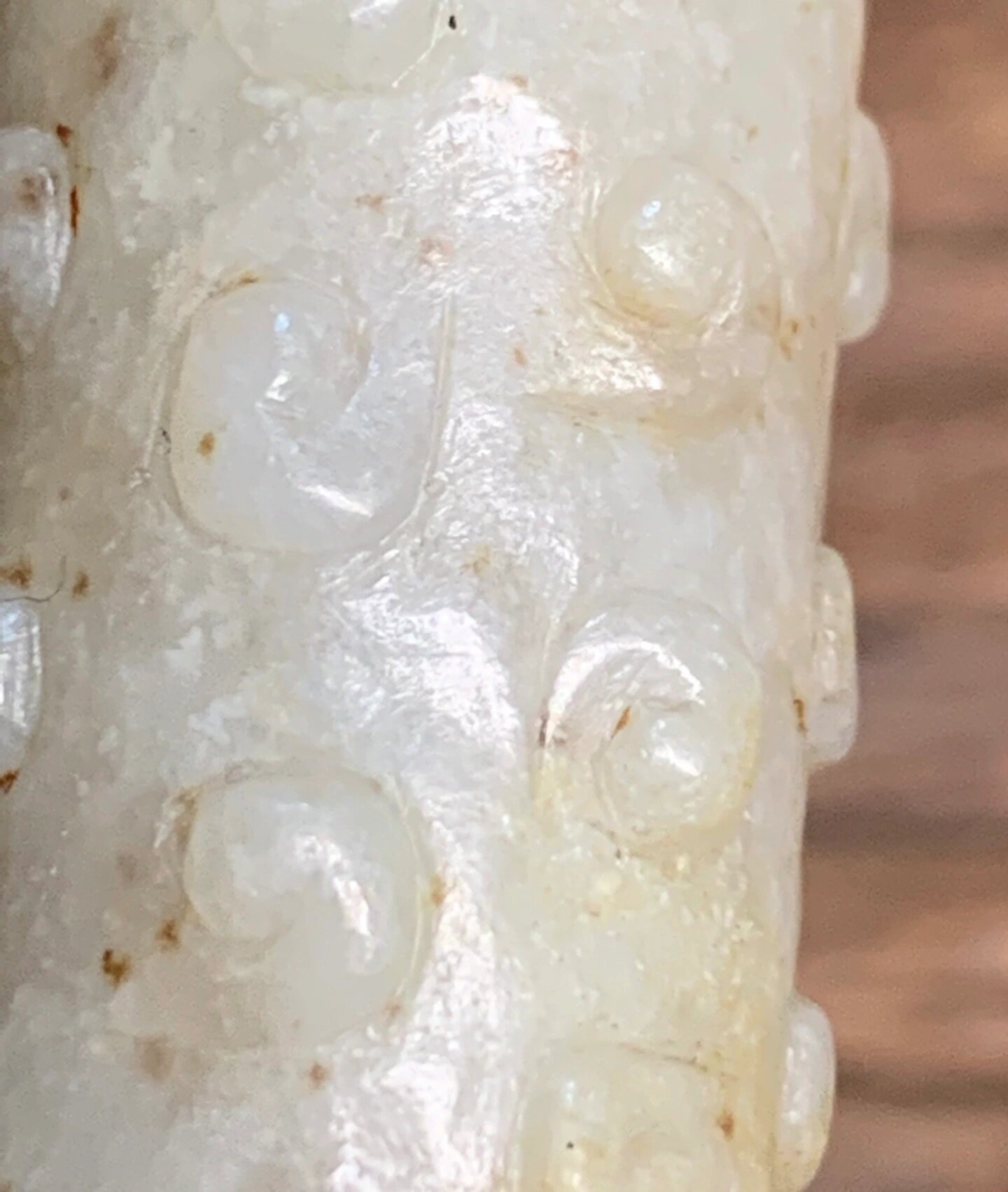 战国谷纹玉勒子 战国和田白玉谷纹玉勒子 谷纹玉勒,和田白玉质,器形