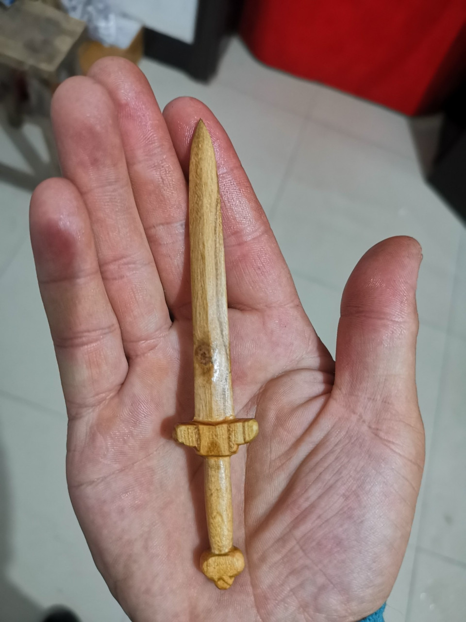 辟邪—桃木剑(上) 给点赞的小伙伴们驱邪保平安,顺便带来桃花运