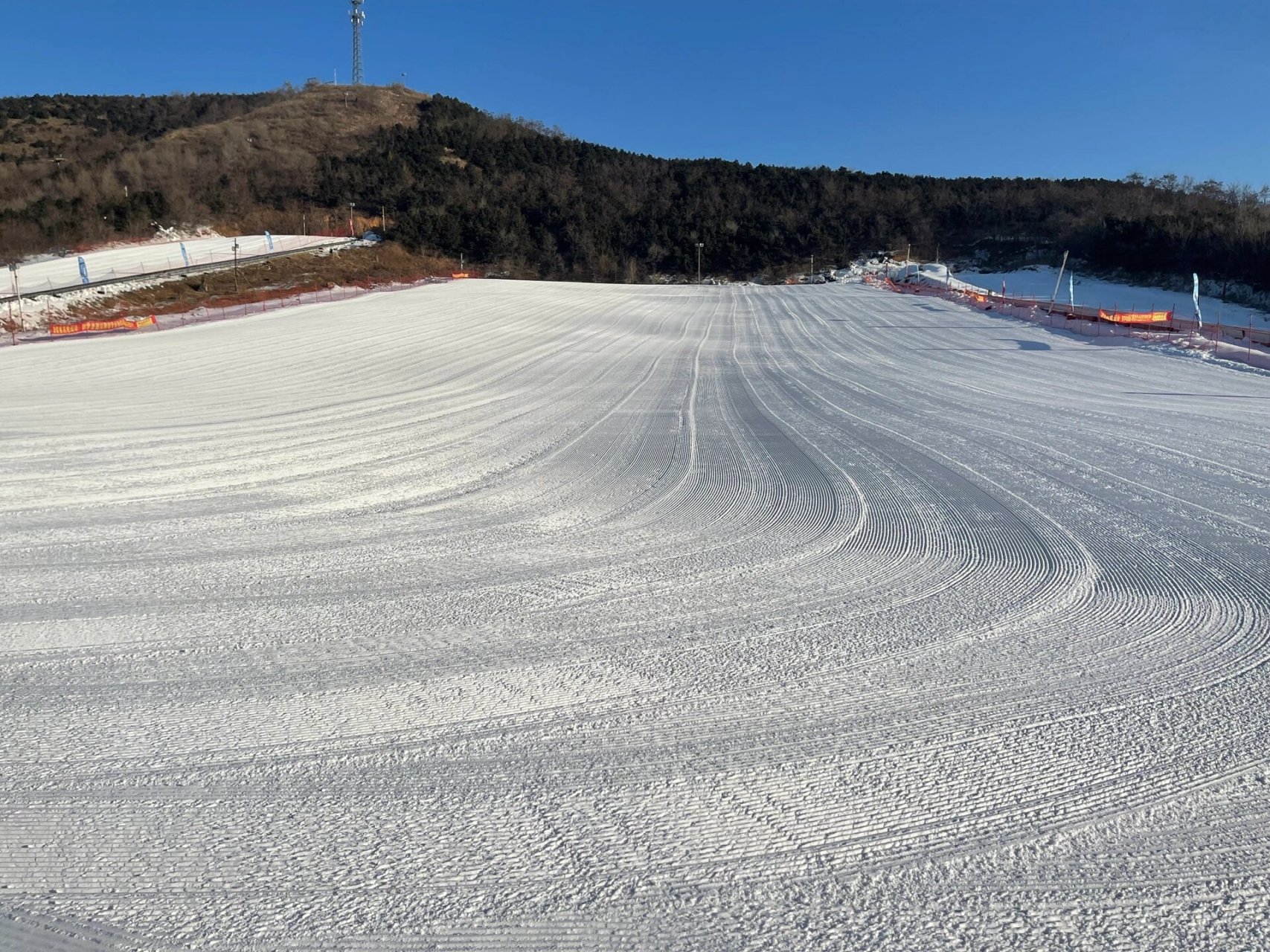 铁岭金峰滑雪场地址图片