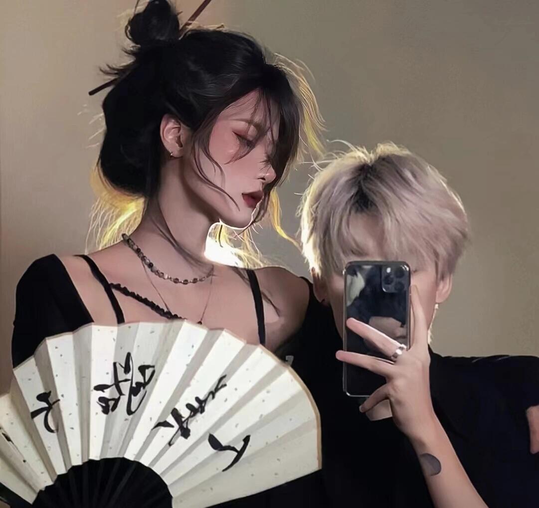 纯欲风情侣头像第八期