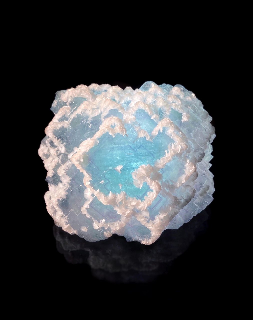 7615"仙"06萤石 方解石7615 · 瑶岗仙(产地) · 萤石