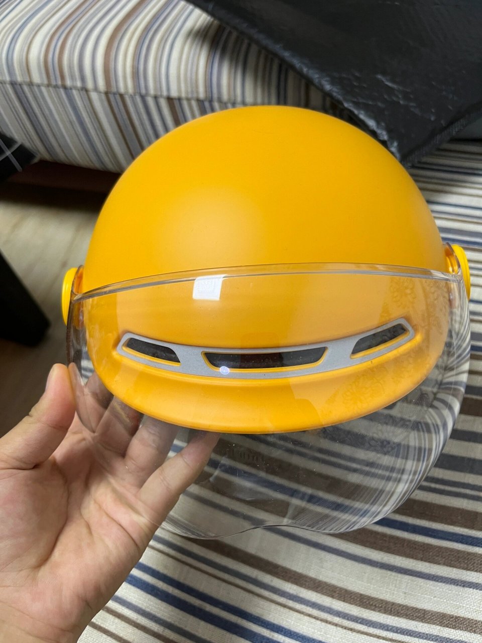 出一个全新美团头盔 30r #闲置出出出# #头盔