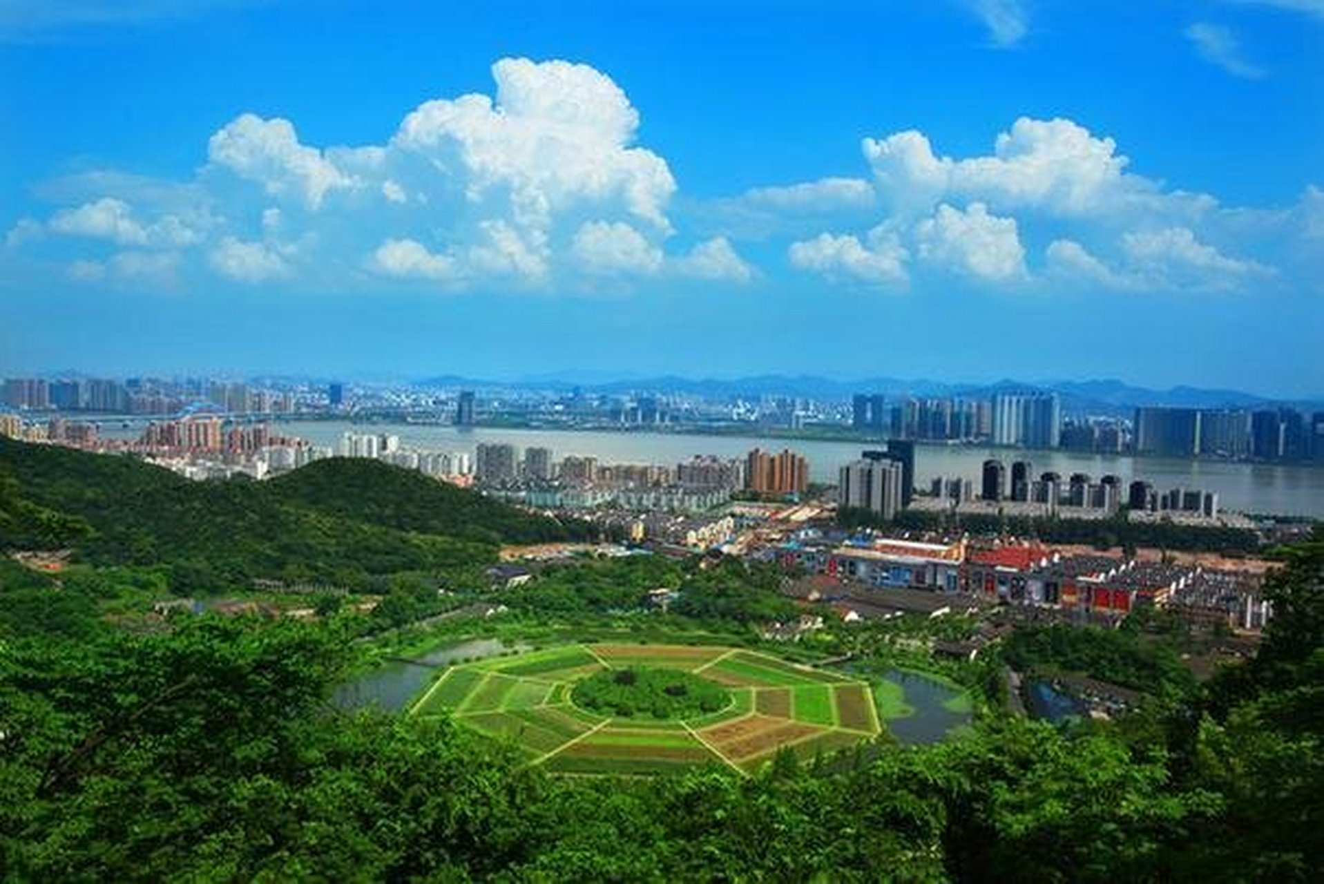 杭州的小众景点推荐 杭州八卦田遗址公园位于杭州市西湖景区玉皇山