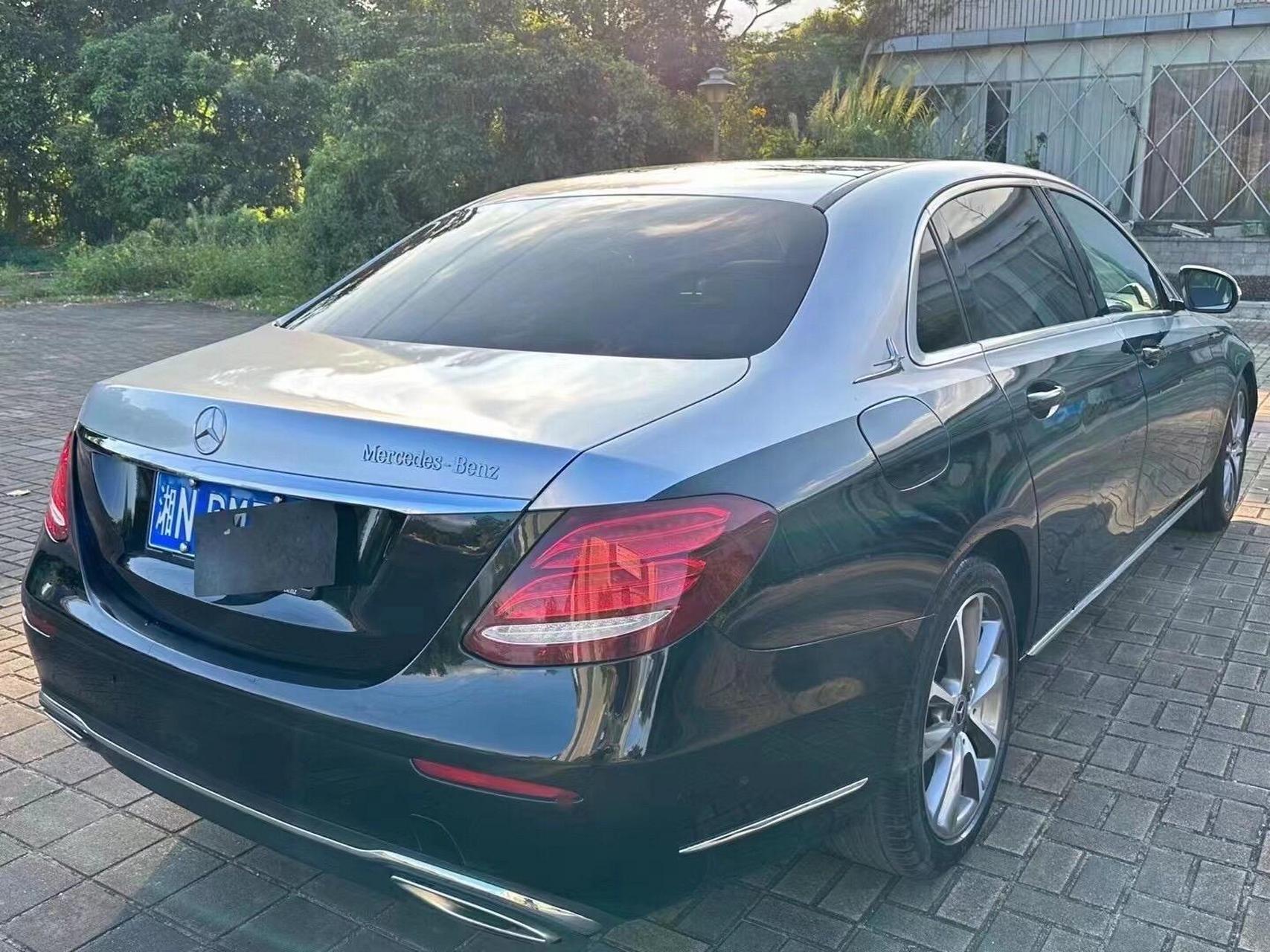 准18年奔驰立标e300豪华版 改迈巴赫外观  排量2.