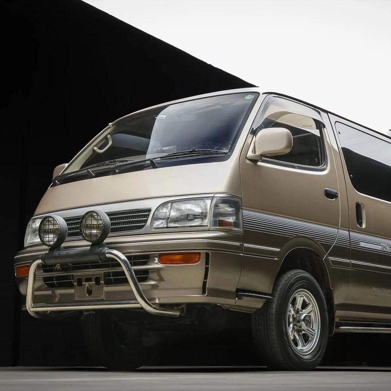 两广轻型运兵车·丰田海狮.