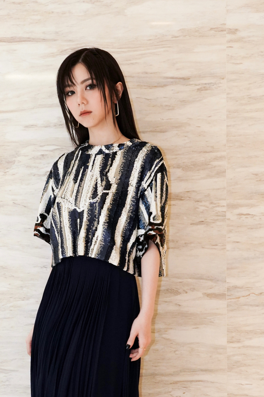 邓紫棋# |#邓紫棋离心力舞台首秀# 恭喜解解邓紫棋在第30届#东方风云