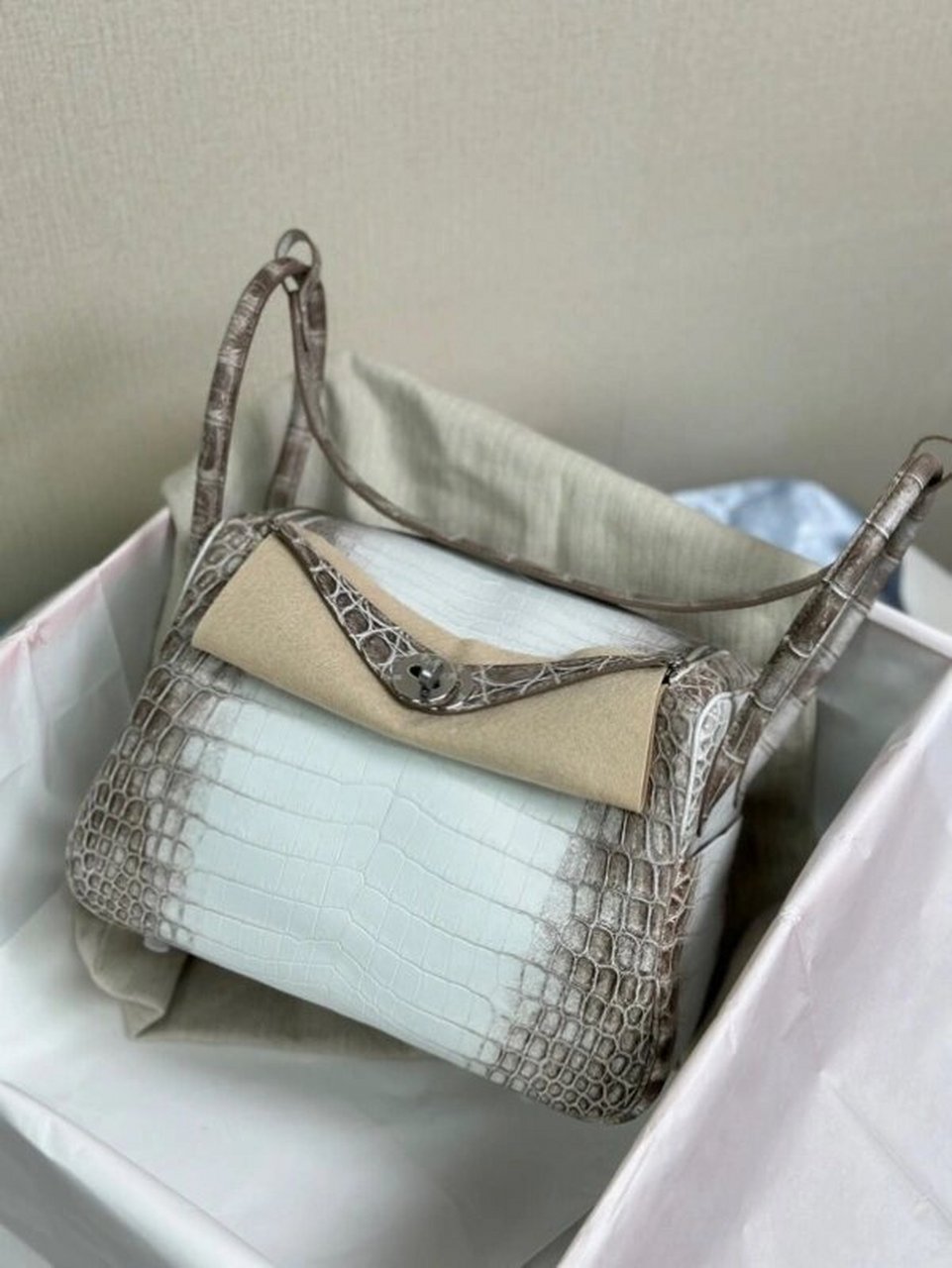 爱马仕鳄鱼皮喜马拉雅白lindy26 hemers天花板级别的喜马拉雅白,值得