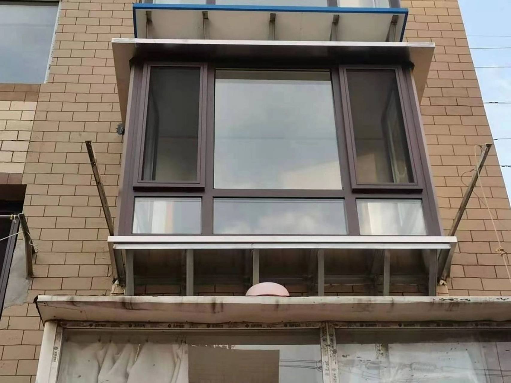 旧房换窗‖阳台探出(外探) 96关于阳台探出,相信很多老房子改造时都