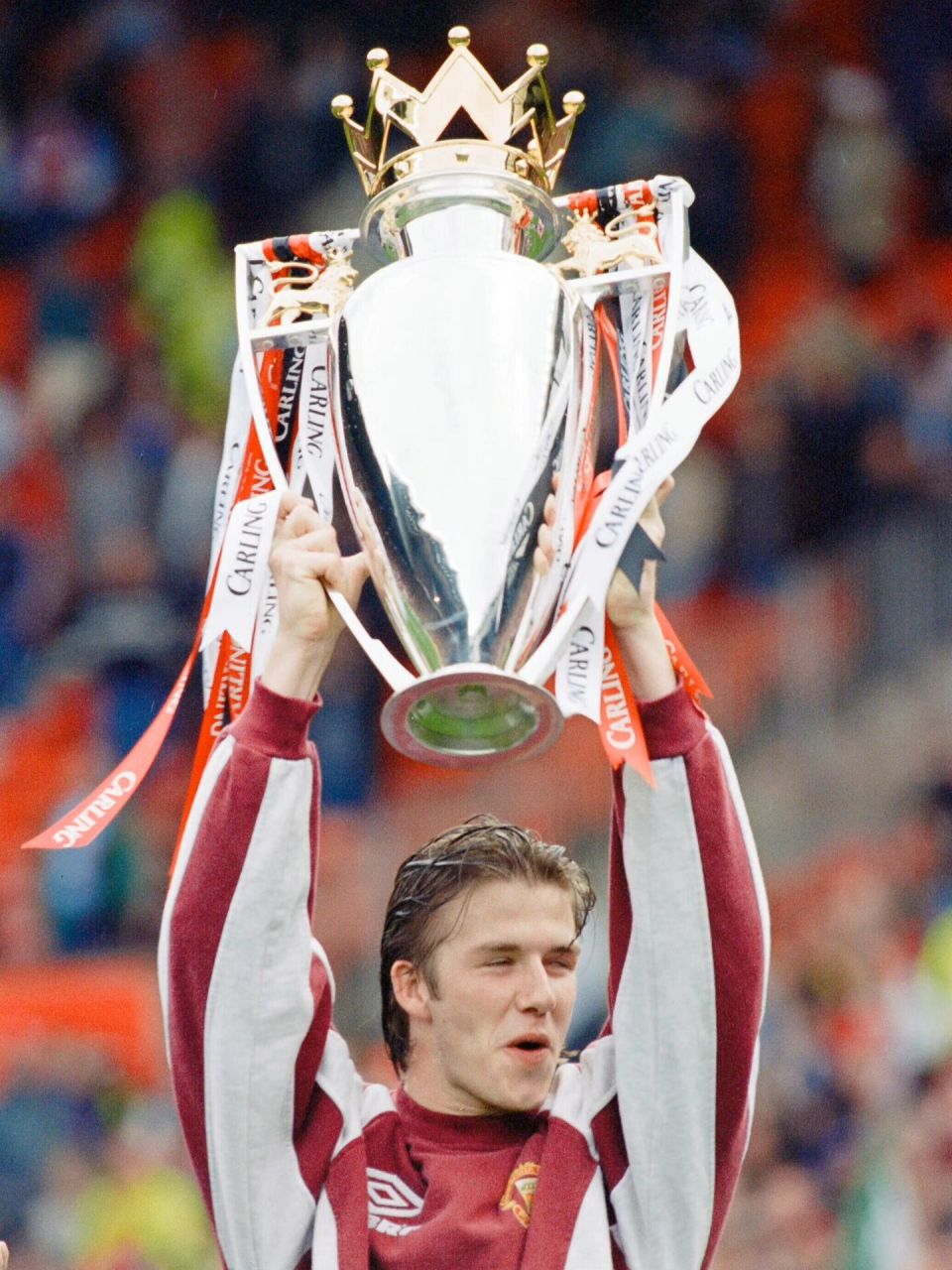 贝克汉姆图集|曼联篇46615 96/97赛季,22岁的贝克汉姆荣获英超