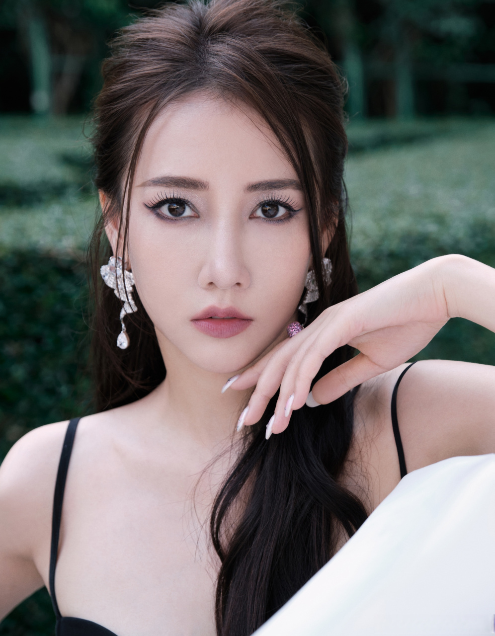 弦子#  @弦子stringer 2023tmea#腾讯音乐娱乐盛典# 红毯造型出发图