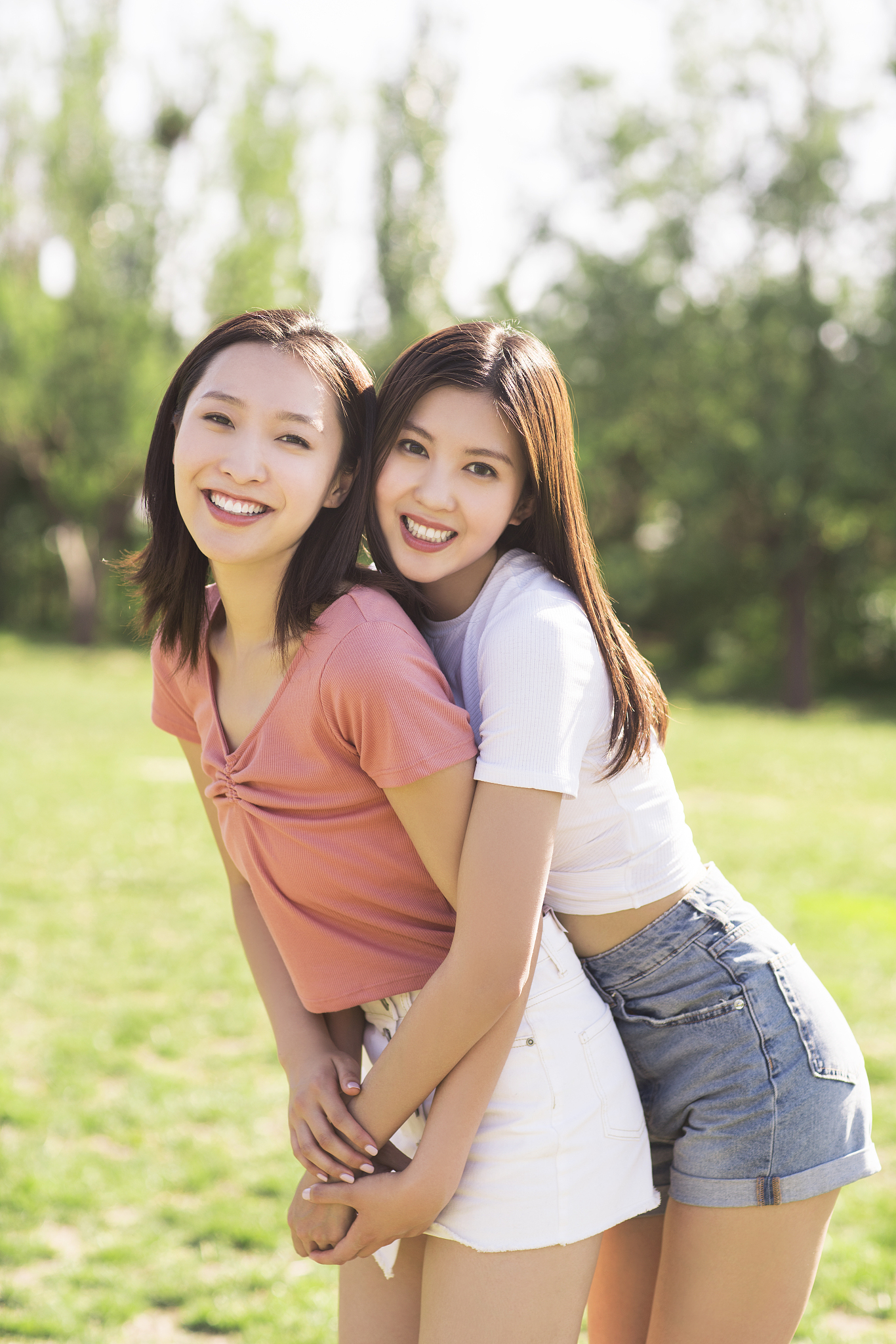 双胞胎姐妹竟然同时被海军工程大学录取了!