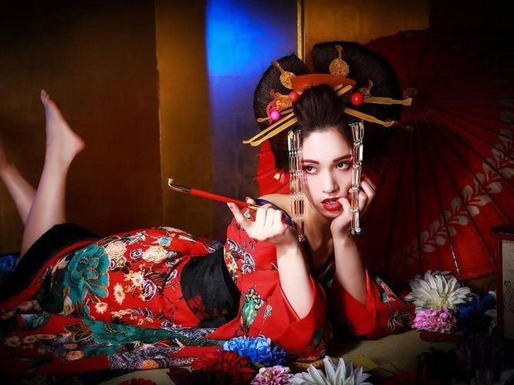 青楼花魁对对联招亲从良,上联:野花一开家花败.