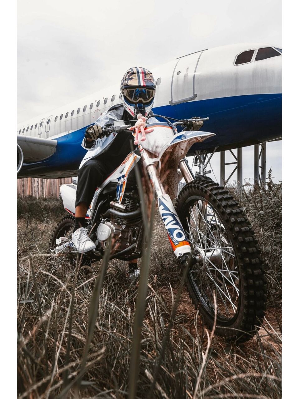 华洋 kayo t4越野实拍 华洋t4是一款综合性能强的产品.