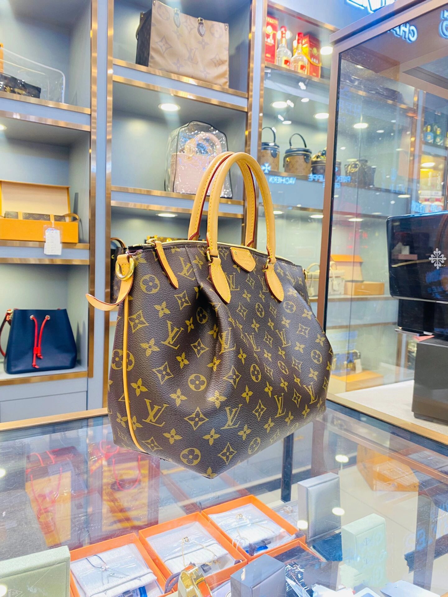 Lv - Копии брендовых часов [Россия] Классический м