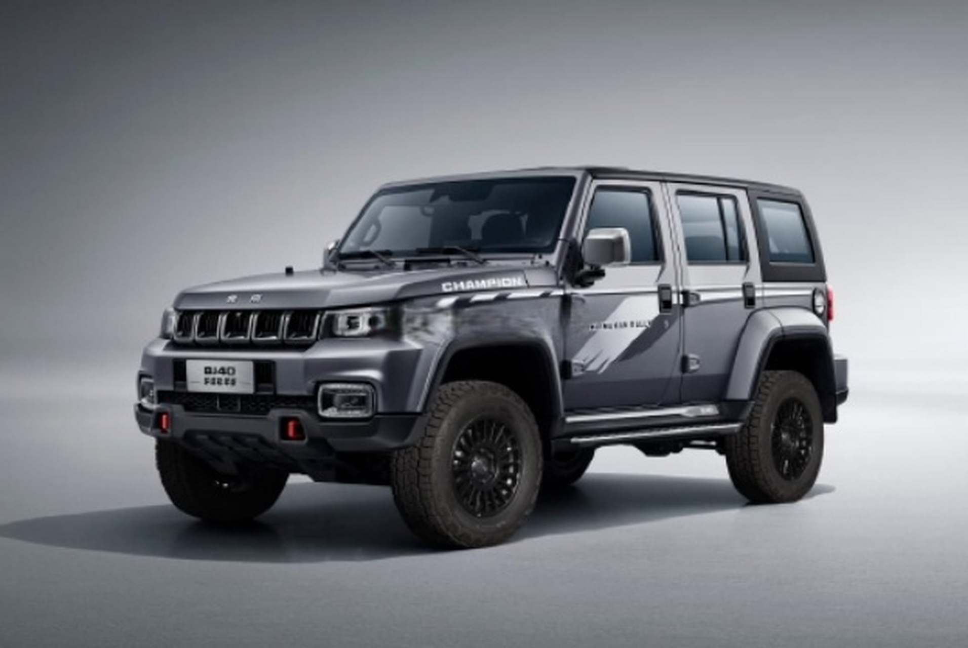 全新一代bj40,等了好几天也没发现北汽自己的动力系统装车的消息