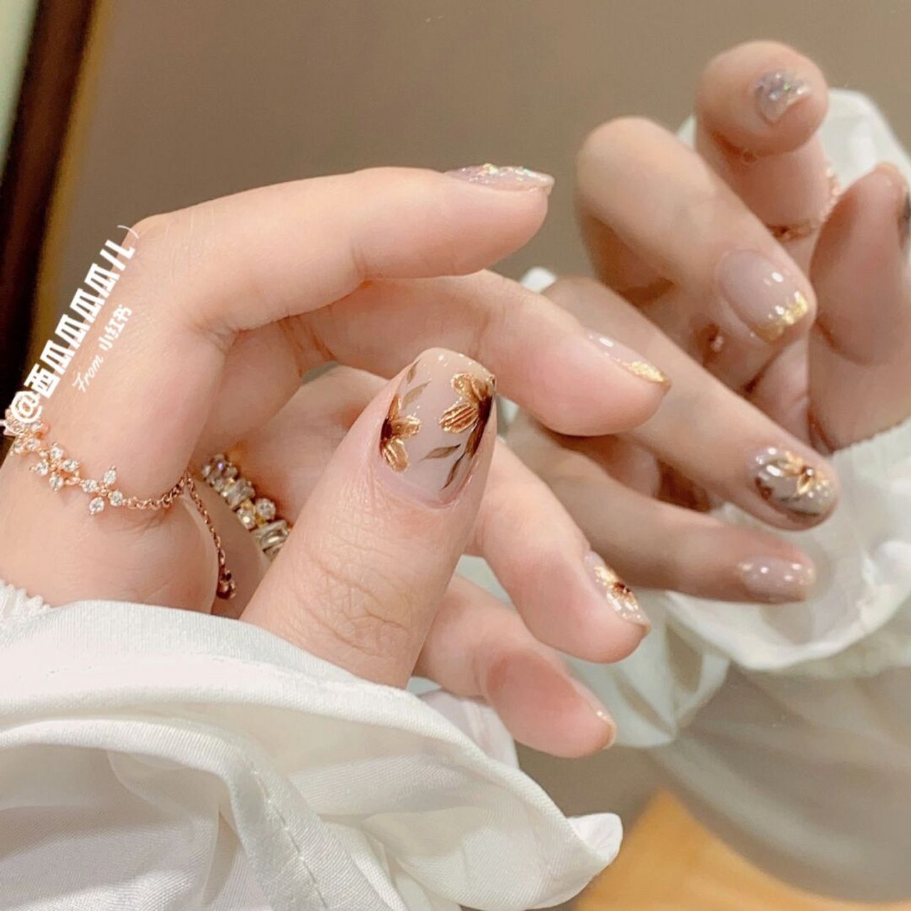 秋日小复古94秋日奶咖色系长岛冰茶美甲 94今天get个淡淡秋意的