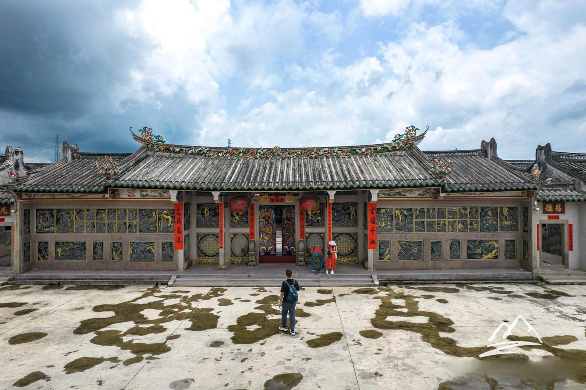 在普宁,藏着岭南地区最大的"回形村落",新溪村!
