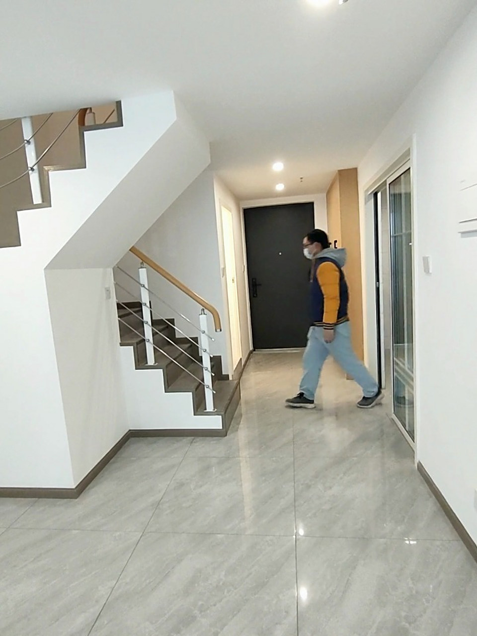 公寓回字形楼梯～4米多层高,省空间又实用 公寓回字形楼梯设计,不仅