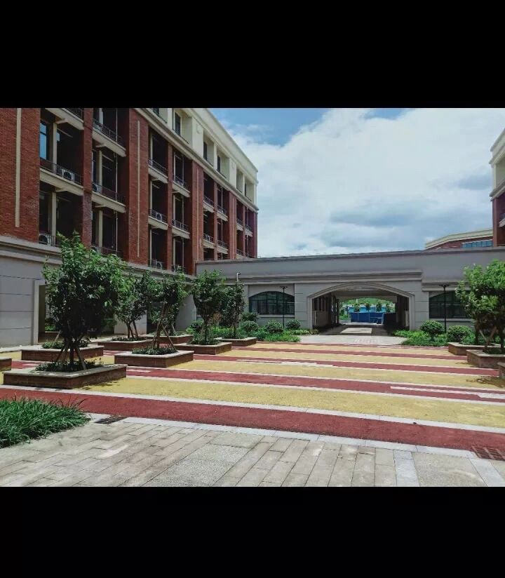 在邵阳广益复读一年的感受 在上看到一个问题,在邵阳广益复读是一种