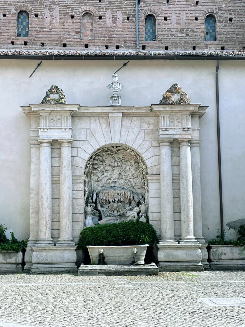 意大利古镇漫游记→蒂沃利tivoli92 距离罗马东30公里的蒂沃利