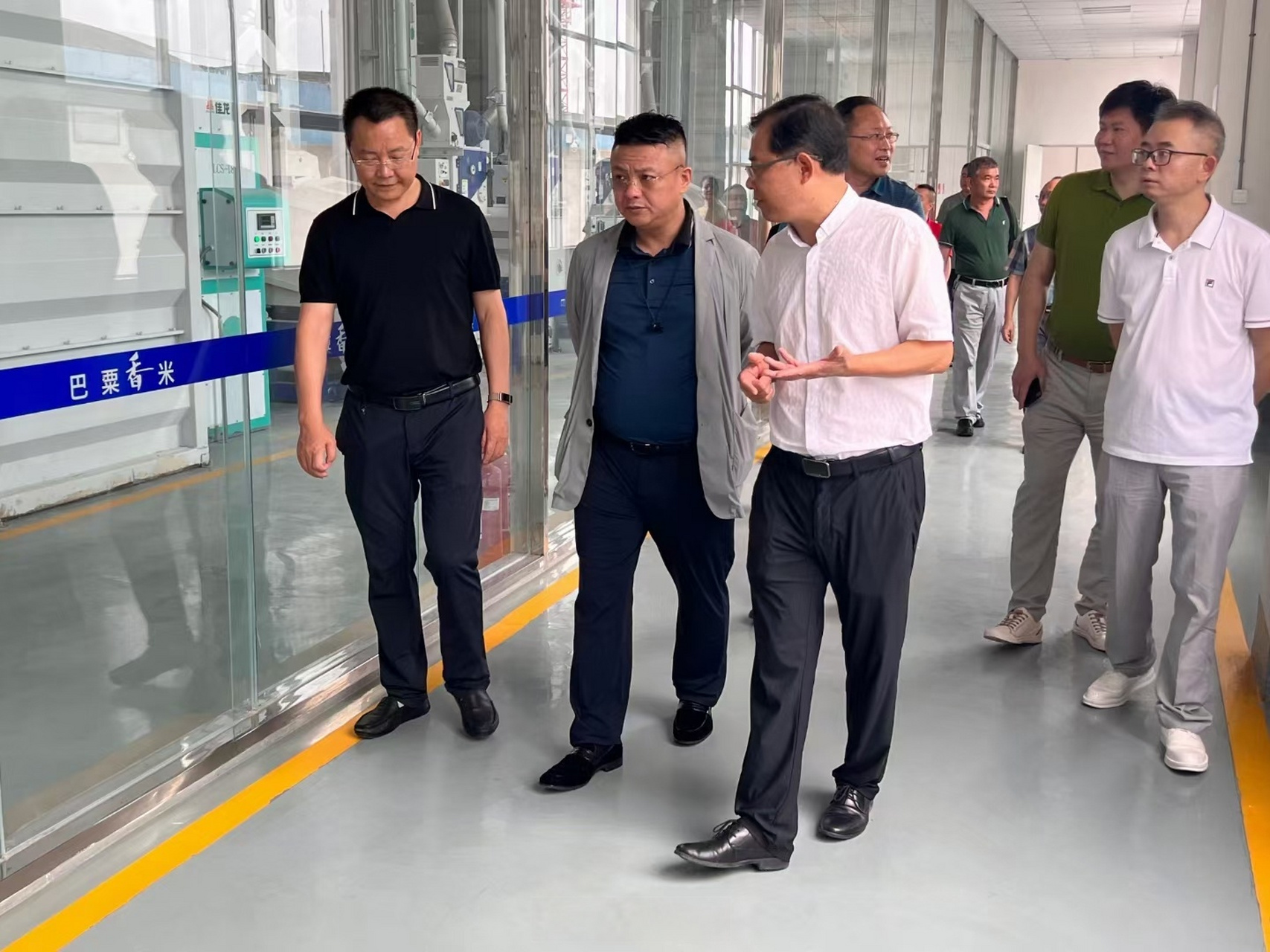 国源智库执行院长张钧与地方政府领导咨政探索 ,把脉问诊,智力支撑