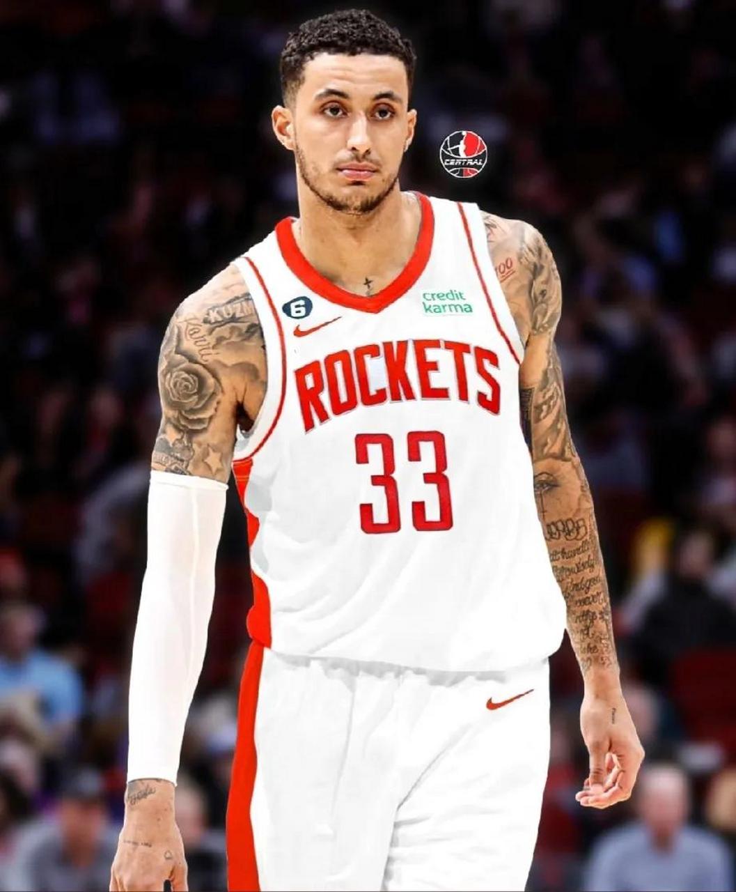 联盟消息人士称,火箭队在签下不受限制的自由球员凯尔·库兹马方面