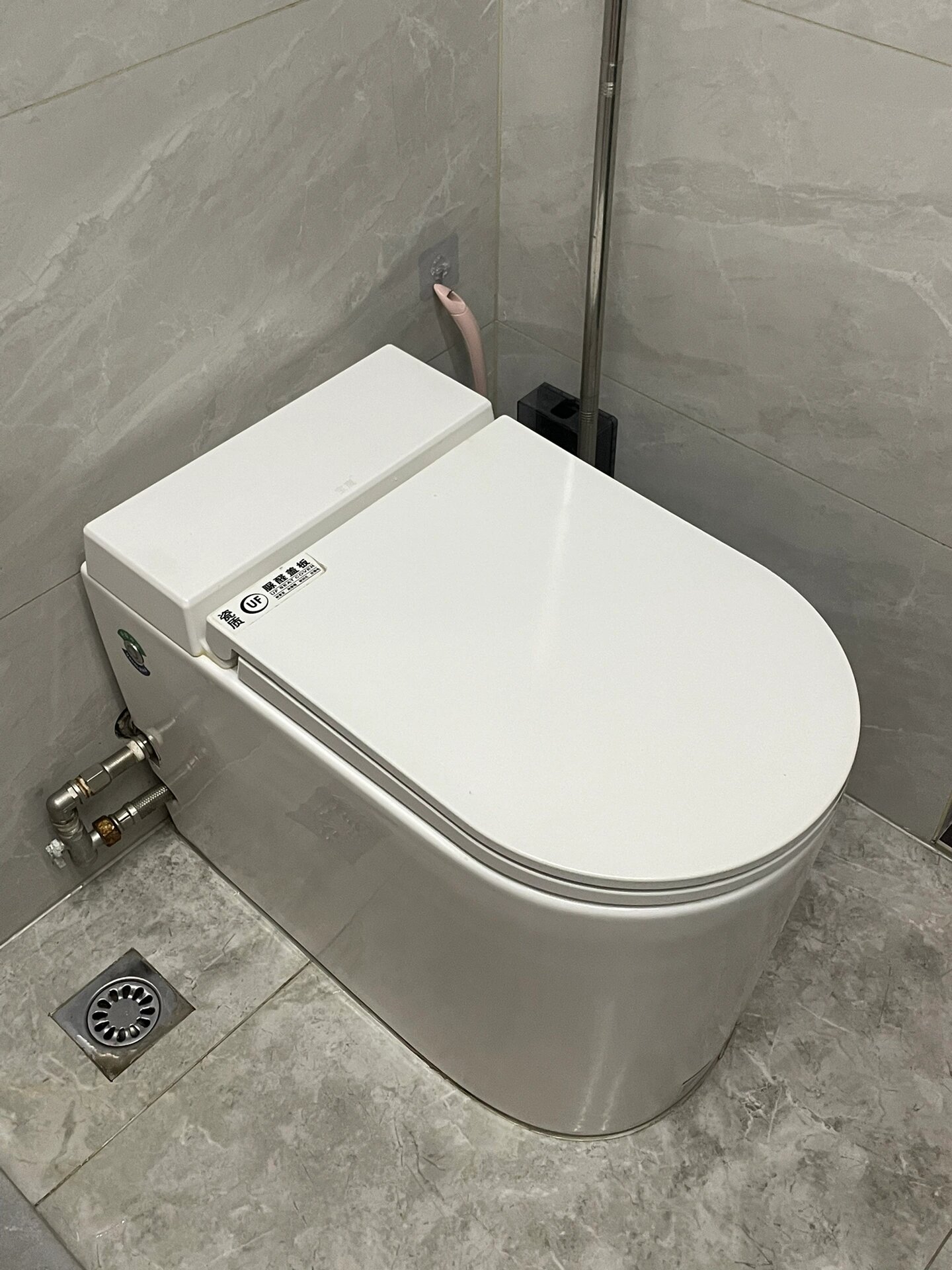 不要用无水箱马桶,否则会变得不幸